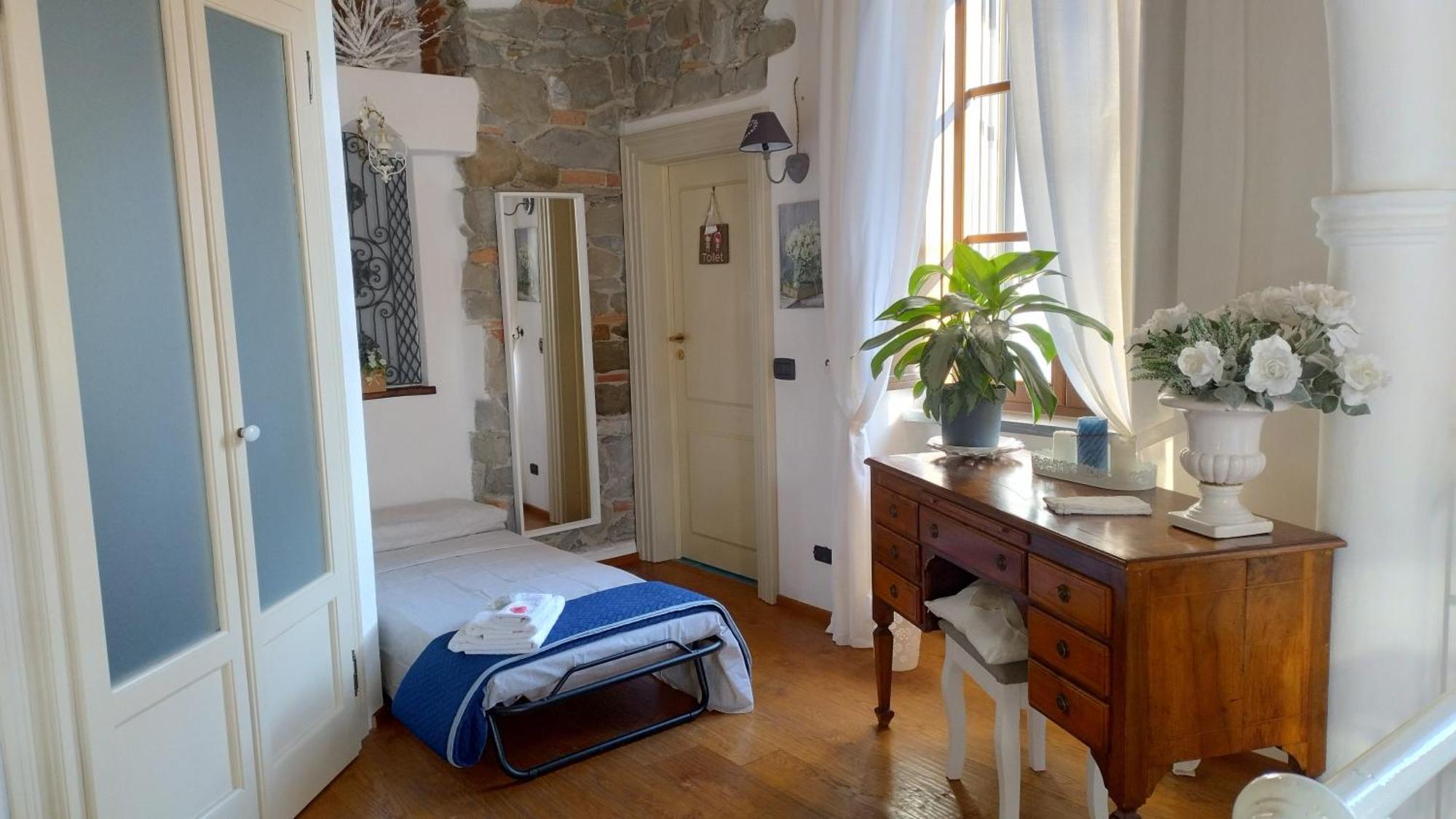 Bed & Breakfast Jasmine Luni